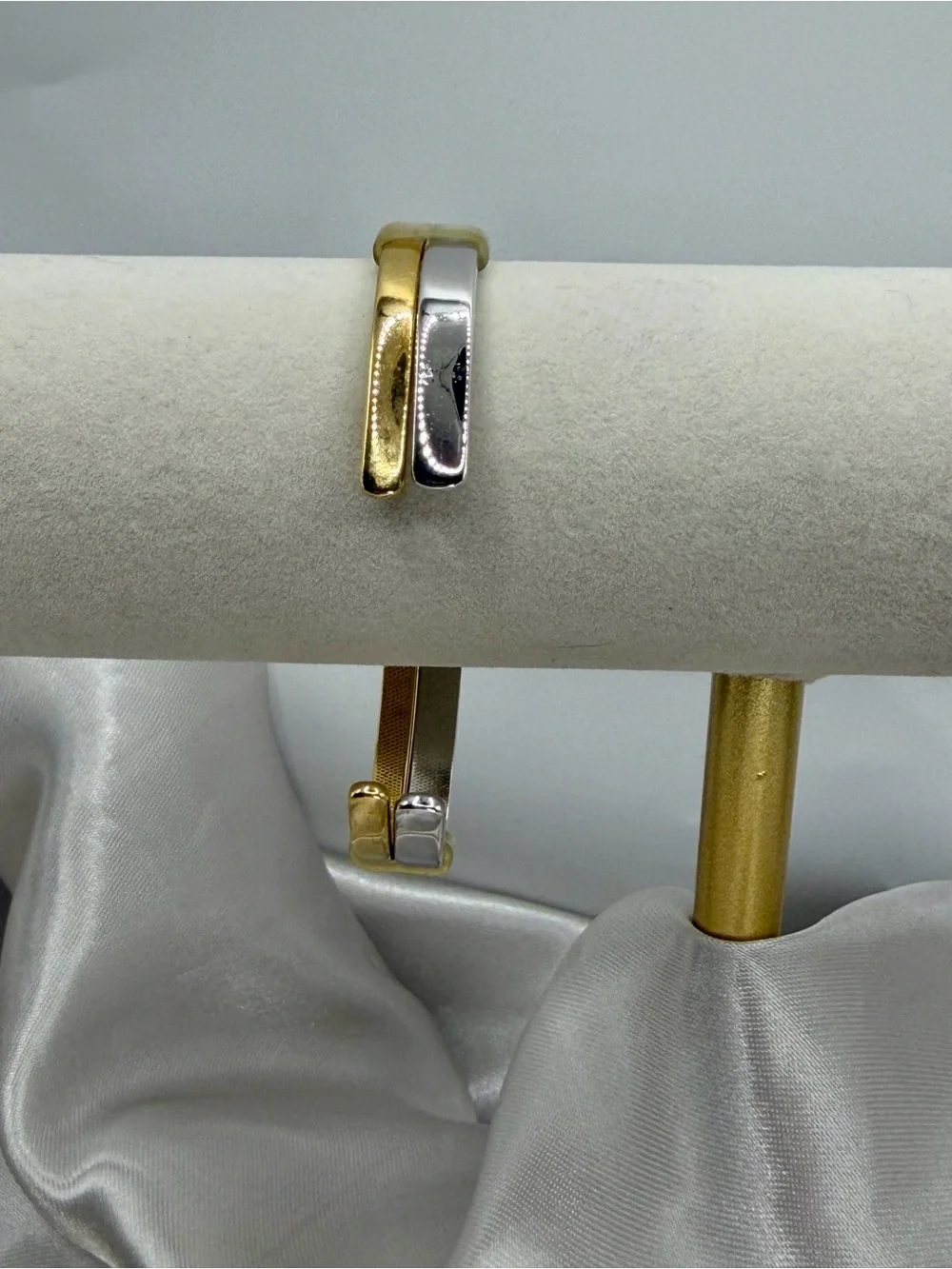 Vintage Avon Gold & Silver Tone Interlocking Counterparts Cuff Bracelet